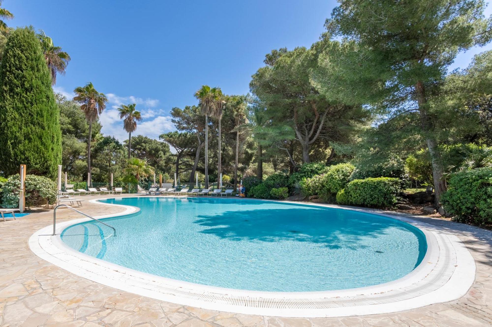 Residence Pierre & Vacances La Pinede 히에레 외부 사진